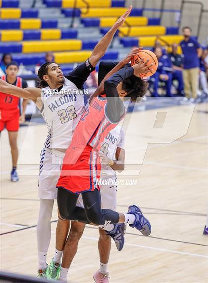 Thumbnail 3 in Dacula vs. Grovetown (Battle in The Peach) photogallery.