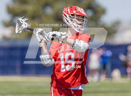 Thumbnail 3 in Regis Jesuit photogallery.