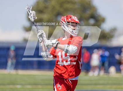 Thumbnail 2 in Regis Jesuit photogallery.