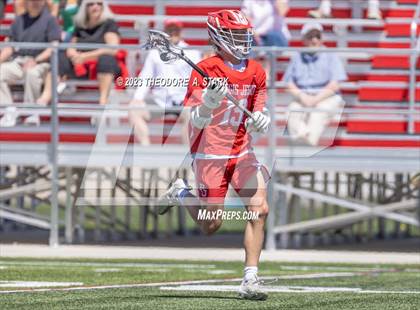 Thumbnail 3 in Regis Jesuit photogallery.