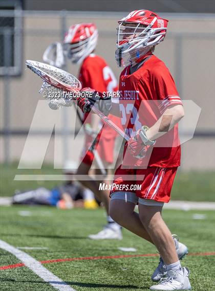 Thumbnail 3 in Regis Jesuit photogallery.