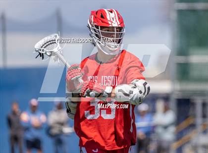 Thumbnail 3 in Regis Jesuit photogallery.