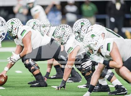 Thumbnail 2 in Carroll vs. DeSoto (UIL 6A DI Area Playoff) photogallery.
