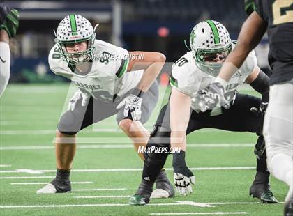 Thumbnail 2 in Carroll vs. DeSoto (UIL 6A DI Area Playoff) photogallery.