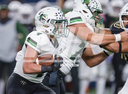 Thumbnail 2 in Carroll vs. DeSoto (UIL 6A DI Area Playoff) photogallery.