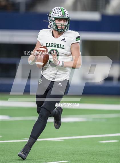 Thumbnail 2 in Carroll vs. DeSoto (UIL 6A DI Area Playoff) photogallery.
