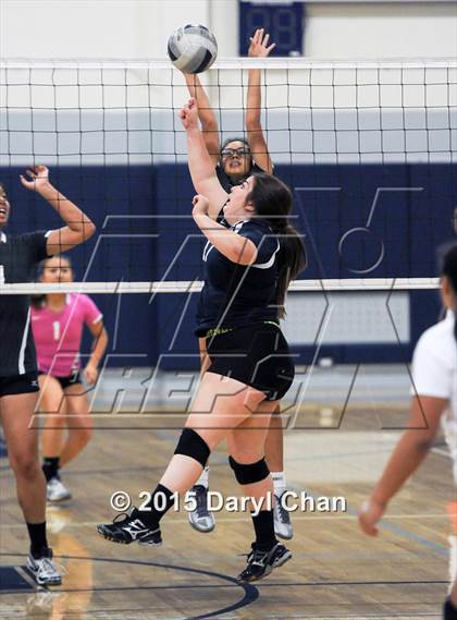 Thumbnail 1 in Alhambra @ Flintridge Prep photogallery.