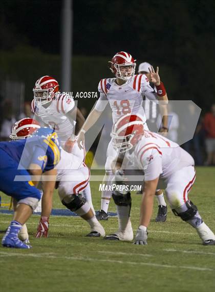 Thumbnail 1 in Bishop Amat vs Mater Dei photogallery.