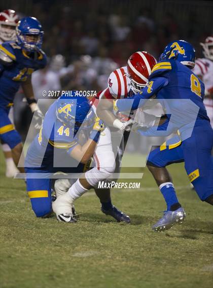 Thumbnail 2 in Bishop Amat vs Mater Dei photogallery.