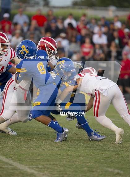 Thumbnail 1 in Bishop Amat vs Mater Dei photogallery.