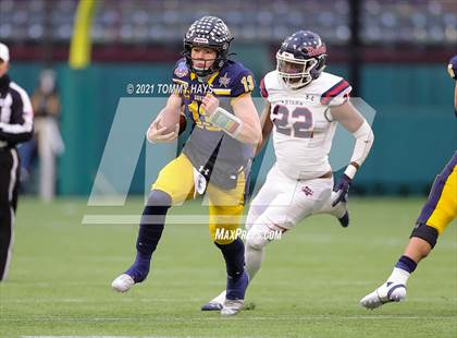 Thumbnail 3 in Highland Park vs. Ryan (UIL Class 5A D1 Quarterfinals) photogallery.