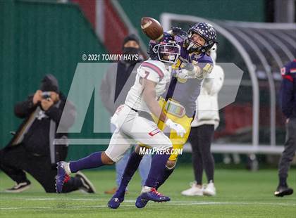 Thumbnail 2 in Highland Park vs. Ryan (UIL Class 5A D1 Quarterfinals) photogallery.