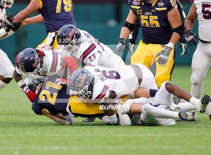 Thumbnail 2 in Highland Park vs. Ryan (UIL Class 5A D1 Quarterfinals) photogallery.