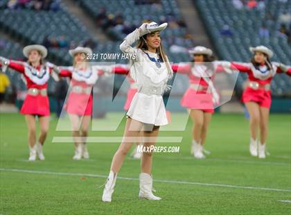 Thumbnail 2 in Highland Park vs. Ryan (UIL Class 5A D1 Quarterfinals) photogallery.