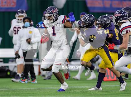 Thumbnail 1 in Highland Park vs. Ryan (UIL Class 5A D1 Quarterfinals) photogallery.