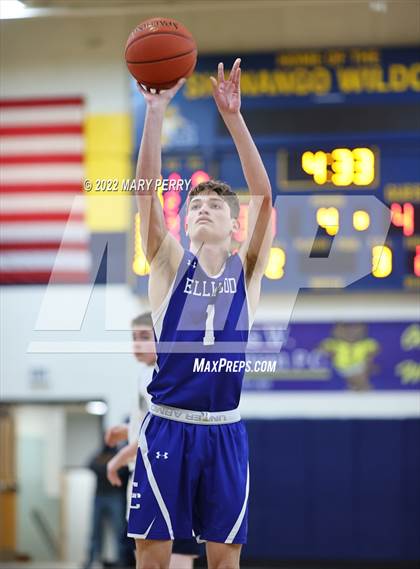 Thumbnail 2 in Lincoln @ Shenango photogallery.