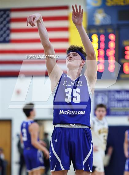 Thumbnail 2 in Lincoln @ Shenango photogallery.