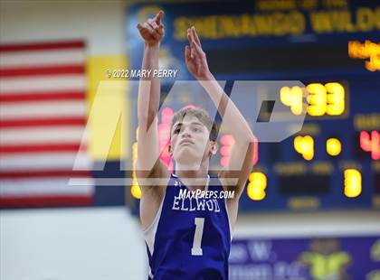 Thumbnail 1 in Lincoln @ Shenango photogallery.