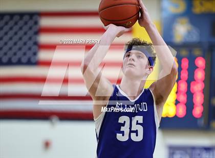 Thumbnail 1 in Lincoln @ Shenango photogallery.