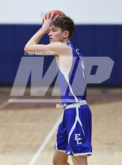 Thumbnail 3 in Lincoln @ Shenango photogallery.