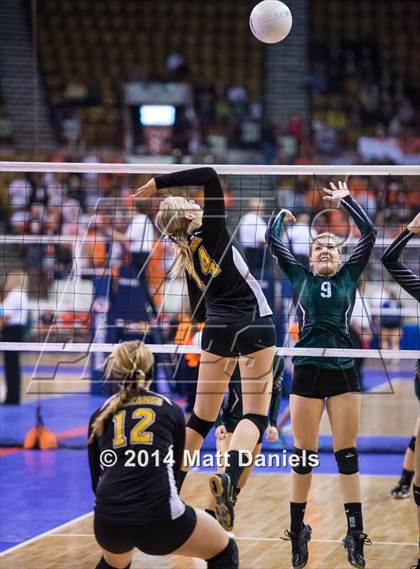 Thumbnail 2 in Fleming vs. Prairie (CHSAA 1A Playoff) photogallery.