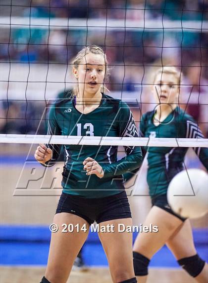 Thumbnail 3 in Fleming vs. Prairie (CHSAA 1A Playoff) photogallery.