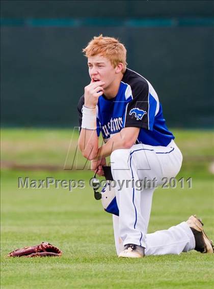 Thumbnail 3 in Cypress Creek vs Friendswood (Clear Creek ISD Tournament) photogallery.