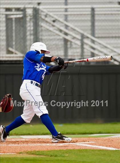 Thumbnail 3 in Cypress Creek vs Friendswood (Clear Creek ISD Tournament) photogallery.