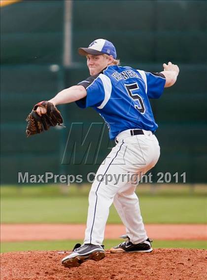 Thumbnail 2 in Cypress Creek vs Friendswood (Clear Creek ISD Tournament) photogallery.