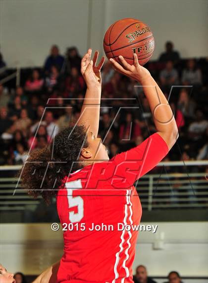 Thumbnail 3 in Chaminade vs. Mater Dei (CIF SS Open Division Final) photogallery.