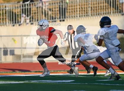 Thumbnail 2 in Bellarmine College Prep @ Half Moon Bay (Scrimmage) photogallery.
