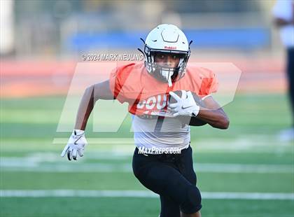 Thumbnail 3 in Bellarmine College Prep @ Half Moon Bay (Scrimmage) photogallery.