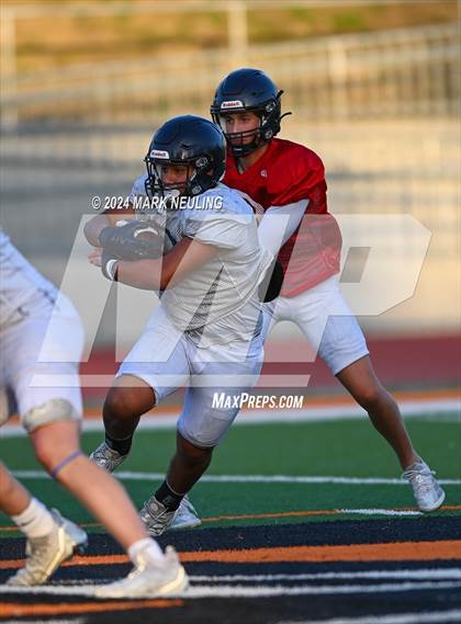Thumbnail 3 in Bellarmine College Prep @ Half Moon Bay (Scrimmage) photogallery.