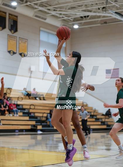 Thumbnail 3 in St. Patrick-St. Vincent vs. Sacred Heart Cathedral Preparatory (O'Dowd MLK Classic) photogallery.