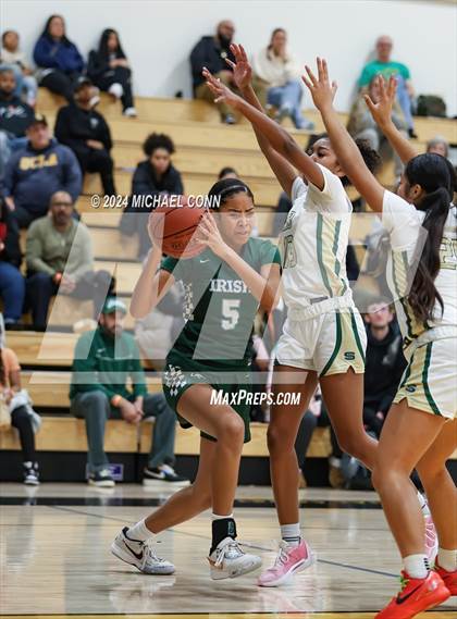 Thumbnail 3 in St. Patrick-St. Vincent vs. Sacred Heart Cathedral Preparatory (O'Dowd MLK Classic) photogallery.