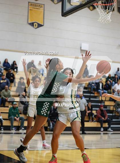 Thumbnail 1 in St. Patrick-St. Vincent vs. Sacred Heart Cathedral Preparatory (O'Dowd MLK Classic) photogallery.