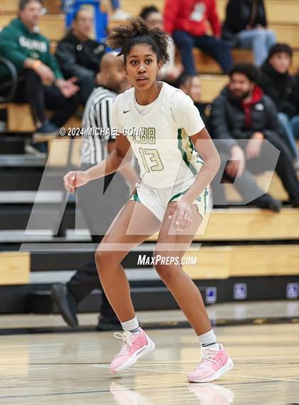 Thumbnail 2 in St. Patrick-St. Vincent vs. Sacred Heart Cathedral Preparatory (O'Dowd MLK Classic) photogallery.