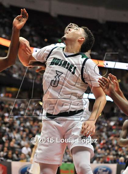 Thumbnail 1 in Chino Hills vs. Sierra Canyon (CIF SS Open Division Final) photogallery.