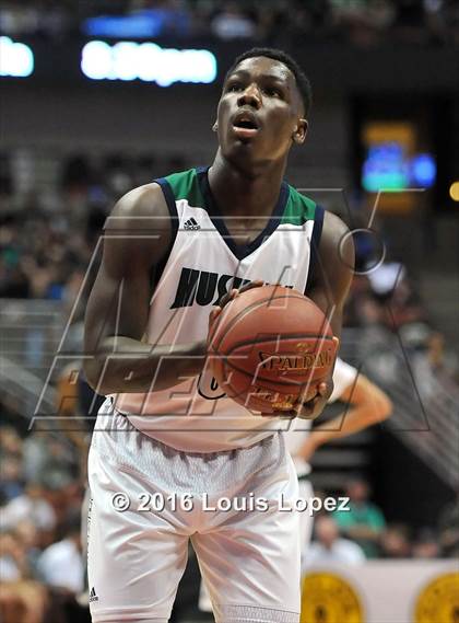 Thumbnail 2 in Chino Hills vs. Sierra Canyon (CIF SS Open Division Final) photogallery.
