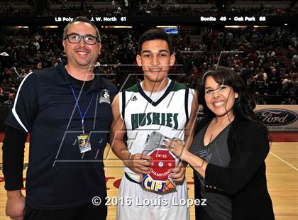 Thumbnail 3 in Chino Hills vs. Sierra Canyon (CIF SS Open Division Final) photogallery.