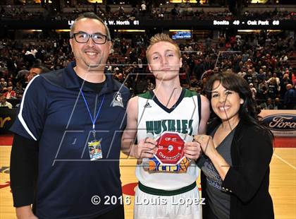 Thumbnail 1 in Chino Hills vs. Sierra Canyon (CIF SS Open Division Final) photogallery.