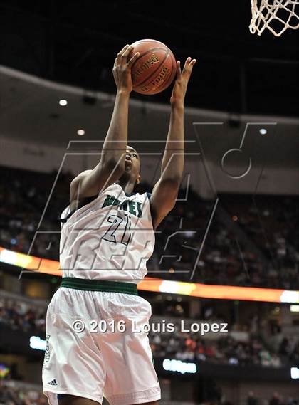 Thumbnail 2 in Chino Hills vs. Sierra Canyon (CIF SS Open Division Final) photogallery.
