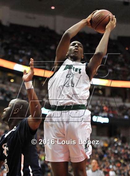 Thumbnail 1 in Chino Hills vs. Sierra Canyon (CIF SS Open Division Final) photogallery.