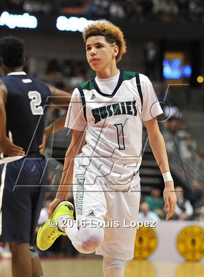 Thumbnail 2 in Chino Hills vs. Sierra Canyon (CIF SS Open Division Final) photogallery.