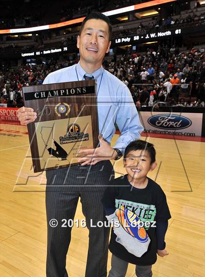 Thumbnail 2 in Chino Hills vs. Sierra Canyon (CIF SS Open Division Final) photogallery.