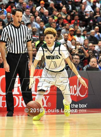 Thumbnail 1 in Chino Hills vs. Sierra Canyon (CIF SS Open Division Final) photogallery.