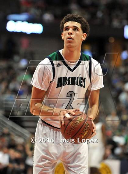 Thumbnail 1 in Chino Hills vs. Sierra Canyon (CIF SS Open Division Final) photogallery.