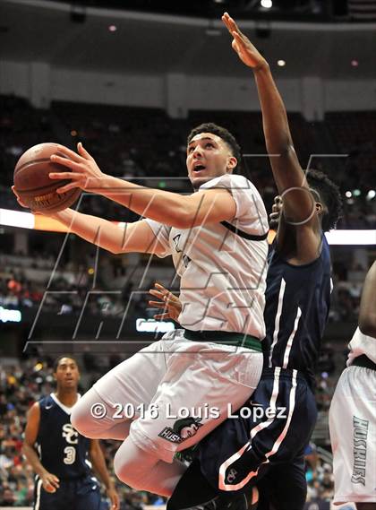 Thumbnail 2 in Chino Hills vs. Sierra Canyon (CIF SS Open Division Final) photogallery.