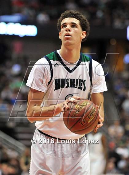 Thumbnail 2 in Chino Hills vs. Sierra Canyon (CIF SS Open Division Final) photogallery.