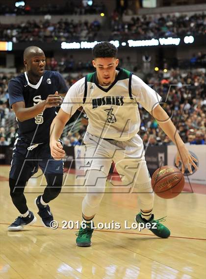 Thumbnail 2 in Chino Hills vs. Sierra Canyon (CIF SS Open Division Final) photogallery.